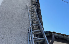 Débouchage de décence de gouttière et traitement des mousses toiture